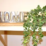 Sei Hier Gast - Klosterhof * Ашерслебен