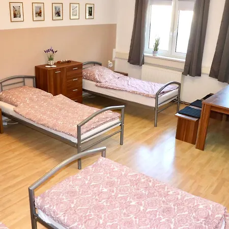 Sei Hier Gast - Klosterhof Quarto em Acomodações Particulares Aschersleben