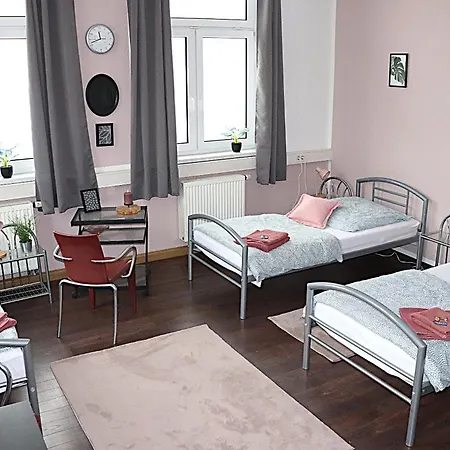 Sei Hier Gast - Klosterhof * Aschersleben